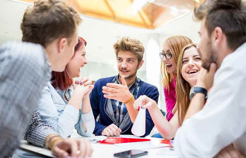 Método Tomatis para adolescente tem o objetivo de melhorar o desempenho nos estudos e na concentração.